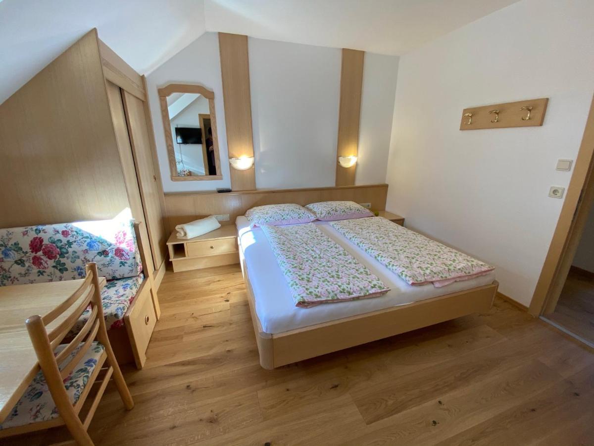Hotel Lindnerhof Urlaub Am Bauernhof San Lorenzo di Sebato Zewnętrze zdjęcie